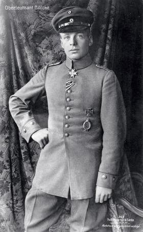 Oswald Bölcke, kodyfikator taktyki myśliwców.