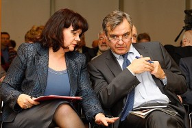 Minister nauki Barbara Kudrycka i redaktor naczelny 'Polityki' Jerzy Baczyński