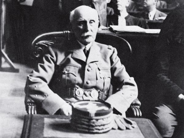 Philippe Pétain podczas procesu, 1945 r.