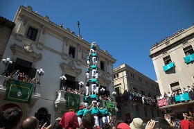 Castellers de Vilafranca właśnie ukończyli budowę dziewięciopiętrowej wieży. Obchody dnia Świętego Feliksa (Diada de Sant Fèlix) – jeden z najważniejszych występów w roku. Vilafranca del Penedès, 30.08.2008