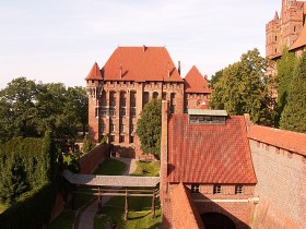 Malbork, gotycki Pałac Wielkiego Mistrza w zamkowo-klasztornym zespole dawnej stolicy krzyżackiego państwa