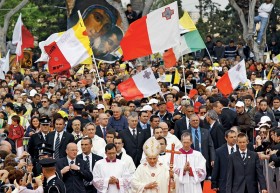 Podczas wizyty na Malcie Benedykt XVI spotkał się z ofiarami pedofilii duchownych