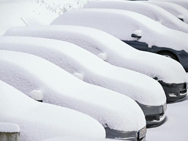 Największym problemem nie jest silny mróz, lecz obfity śnieg.