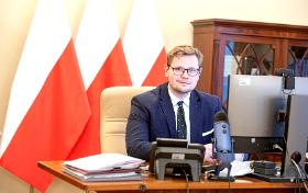 Obraz polskiego więziennictwa pędzla wiceministra resortu sprawiedliwości Michała Wosia jest czarno-biały. Było źle. Dzięki nowelizacji Kkw – będzie dobrze.