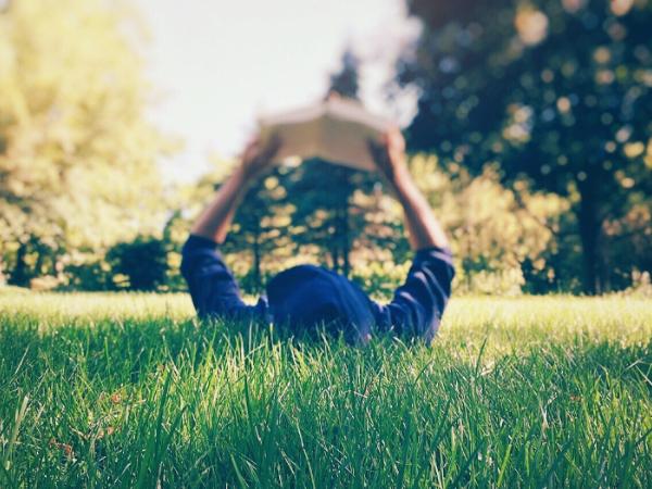 Co z letnimi festiwalami literackimi?