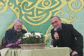 O popkulturze śmiechu rozmawiali Michał Ogórek z red. Mirosławem Pęczakiem