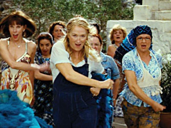 Fabuła wydaje się prościutka, jakby wzięta z telenoweli, ale im bliżej końca, tym bardziej nas zaskakuje. Fot. BEW / WENN