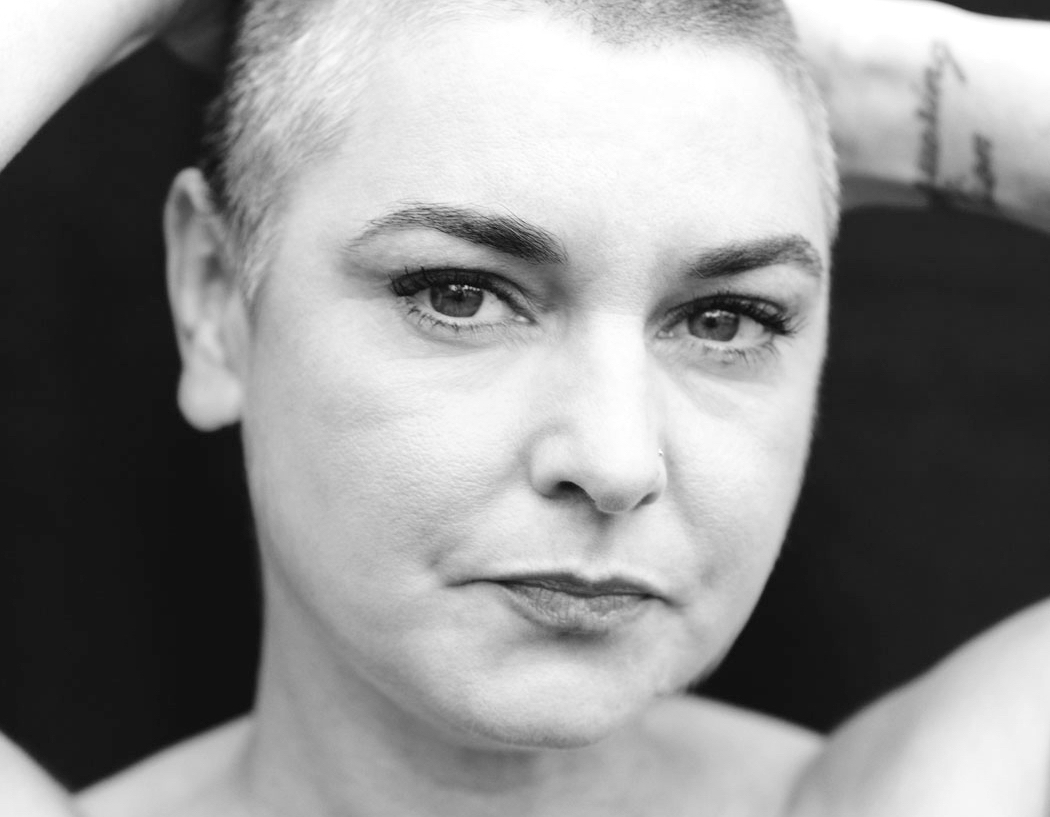 Sinead o connor. Шинейд о Коннор фото на конкурсе красоты. Шинейд о Коннор фото в купальнике.