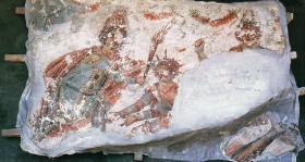Fragment zrabowanego malowidła przedstawiającego Mitrę i boga Słońca.