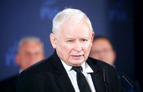 Letni objazd prezesa po partyjnym terenie okazał się wizerunkową klapą.