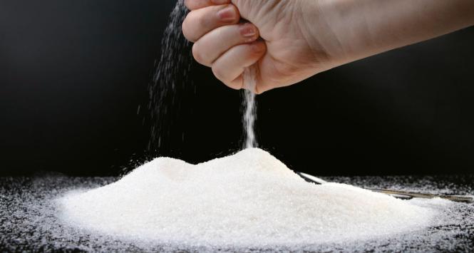 Już teraz mamy w Polsce ponad milion ton cukru, którego nie sposób sprzedać.