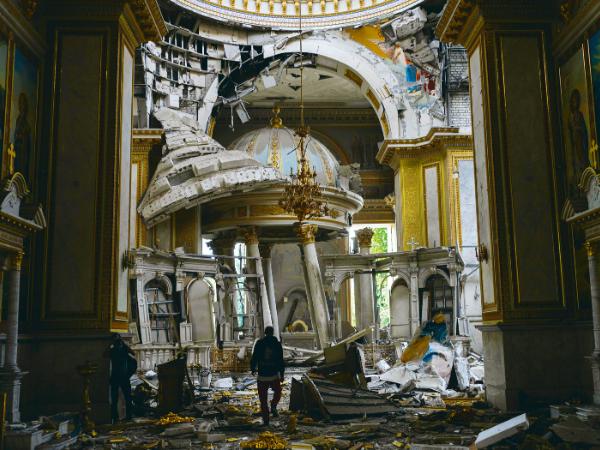 Zbombardowany przez Rosjan Sobór Przemienienia Pańskiego.