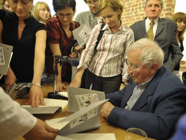 Spotkanie autorskie z Tadeuszem Różewiczem