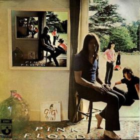 Pink Floyd – Ummagumma, 1969. Na ostatnim zdjęciu-w-zdjęciu dociekliwi dojrzą okładkę „A Saucerful of Secrets”, debiutu Thorgersona w świecie muzyki.