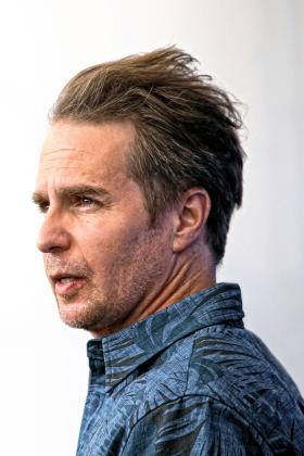 „Jeśli scenariusz jest dobry, nawet największy złoczyńca może okazać się w nim osobą nieoczywistą i interesującą”.