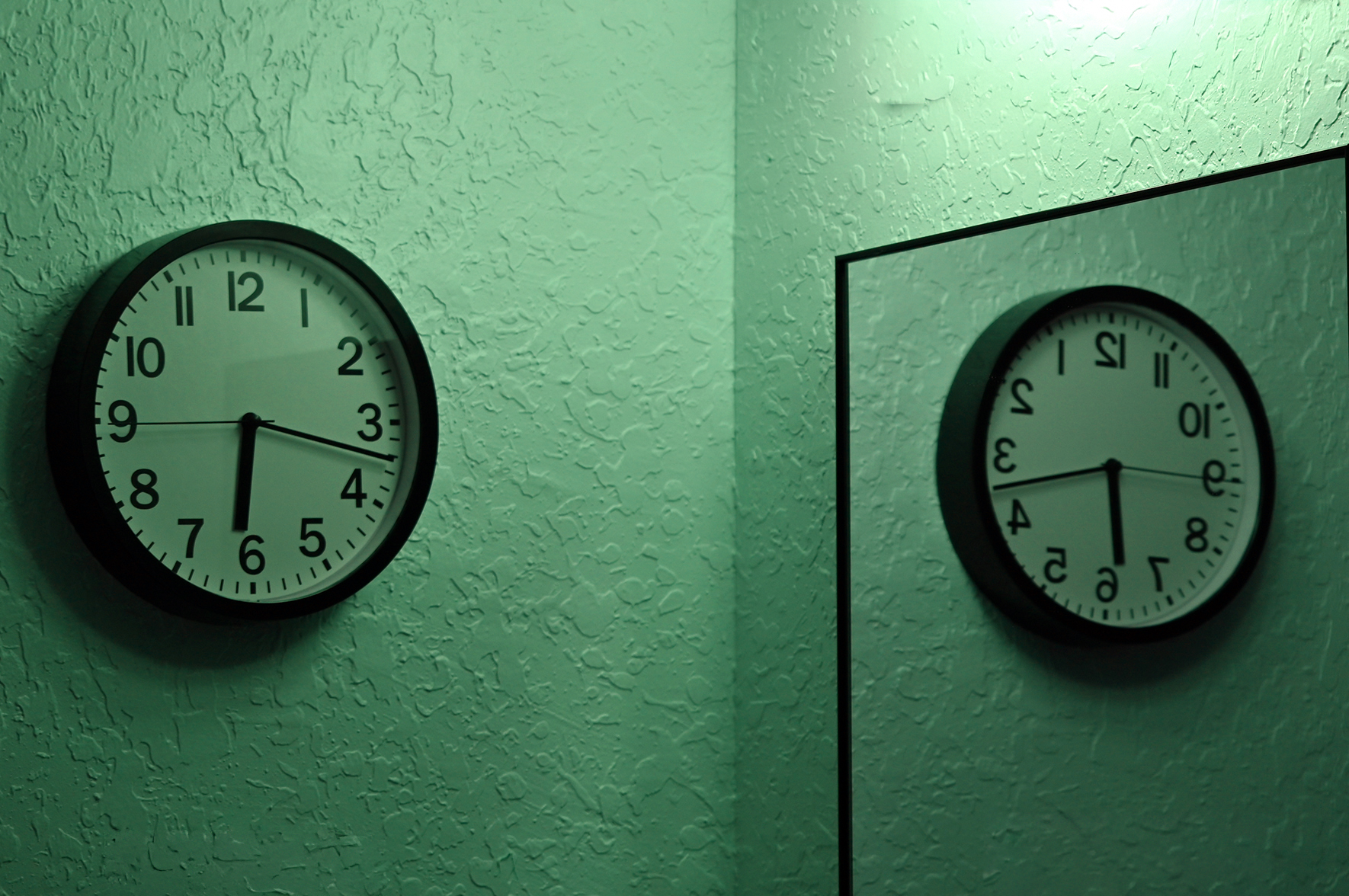 Lustrzane odbicia komórek nie są identyczne. Nowe badania przybliżają do odpowiedzi na pytanie, dlaczego