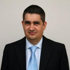 Piotr Dąbrowski, dyrektor Departamentu Rozwoju Oferty dla Klienta Indywidualnego w BNP Paribas.