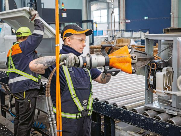 Polska cierpi na nadmiar mocy przerobowych. Może przetwarzać nawet 1 mln ton elektrośmieci rocznie, ale brakuje jej odpadów.