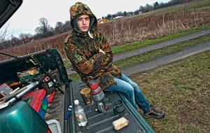 Krzysztof z Warszawy – w swoim mieszkaniu oprócz żywności gromadzi kuchenki, a także butelki z wodą.