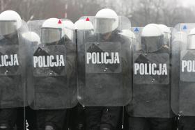 „Z grubsza biorąc kultura (polityczna także) to przestrzeganie reguł. A mądrość – to zawieszenie ich w odpowiedniej chwili”.