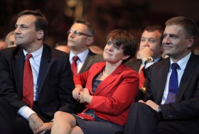 'Tusk mówi – chodźcie z nami, chcemy płynąć szerokim nurtem, jeszcze szerszym niż dotychczas, a każdy ma prawo do dojrzewania i korekty poglądów'.