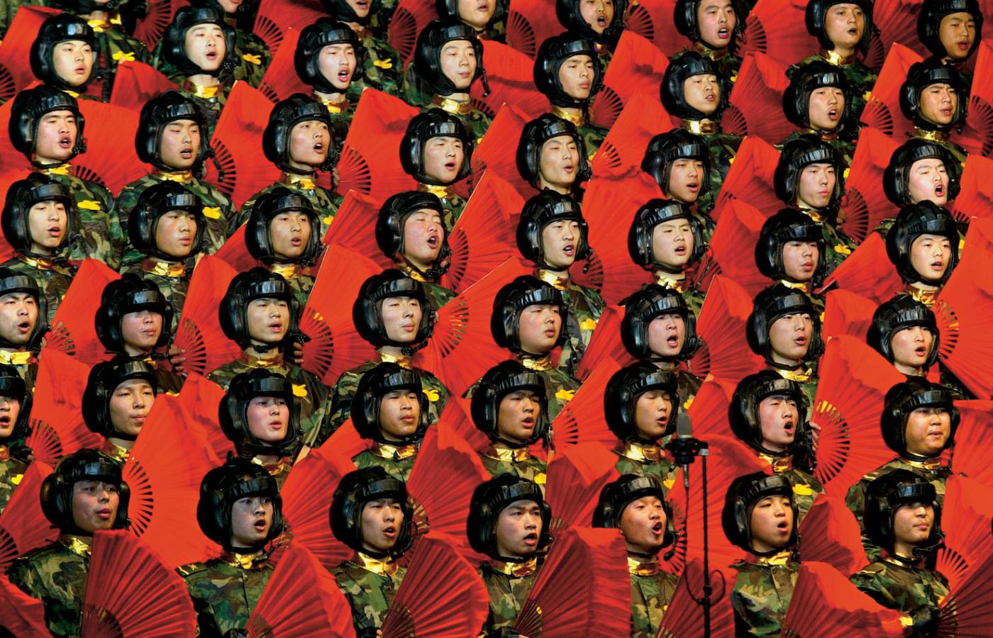 Chór Chińskiej Armii Ludowo-Wyzwoleńczej podczas wystepów w Chengdu.