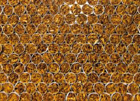 Jednym z elementów antynikotynowej polityki jest coraz wyższa cena papierosów mająca zniechęcać do puszczenia dymka.