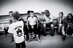 Młodzi adepci sumo z UKS Fuks w warszawskim Wawrze. Większość życia polskiego sumo toczy się poza głównymi szlakami: w Brzegu Dolnym, Gnojnicy, Łęcznej, Tuszynie, Kobylnie, Krotoszynie, Pabianicach, Lubawie.