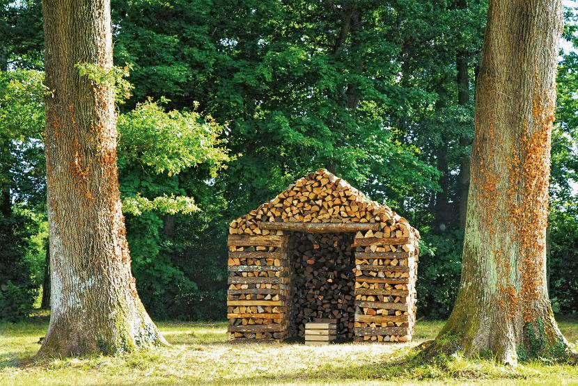 W posiadłości można realizować różnorodne pomysły. Na fot. The Log Cabin.