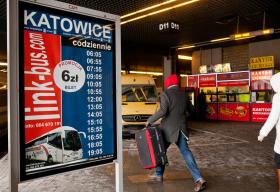 Wyjątkowo korzystne oferty bywają dla klientów pułapką, bo idealnie nadają się na reklamowy wabik.