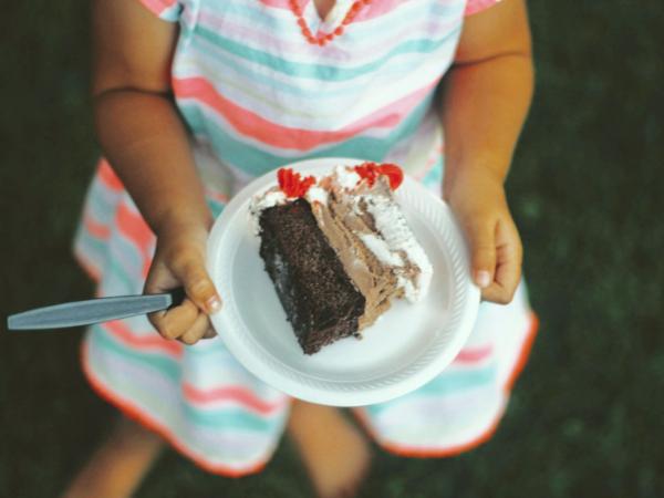 Z najnowszych danych WHO i UNICEF wynika, że otyłość dzieci i młodzieży na świecie stała się, po raz pierwszy w historii, częstsza niż niedowaga.