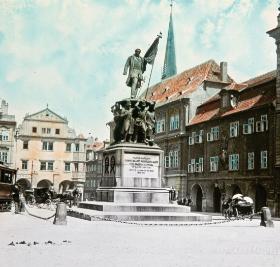 Praski pomnik marszałka Józefa Wacława Radecky’ego zniknął w 1919 r., teraz wróci z magazynu.