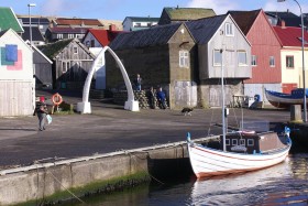 Nólsoy, rodzinna wyspa i miejscowość Ove Joensena, który w 41 dni przepłynął samotnie wiosłową łodzią z Wysp Owczych do Kopenhagi.