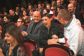 Maria Peszek tuż po ogłoszeniu jej wygranej w kategorii Muzyka Popularna (2008 r.).