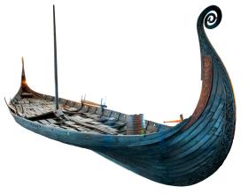 Łódź wikińska z drewna dębowego odkryta w Oseberg w Norwegii, IX w.