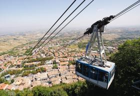 San Marino. Najstarsza republika świata. Kryzyys nadszarpnął jej rajski status.