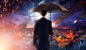 „Historia zbiorowych traum to głównie opowieść o złym zarządzaniu przewidywanymi wcześniej problemami, które się zmaterializowały”.