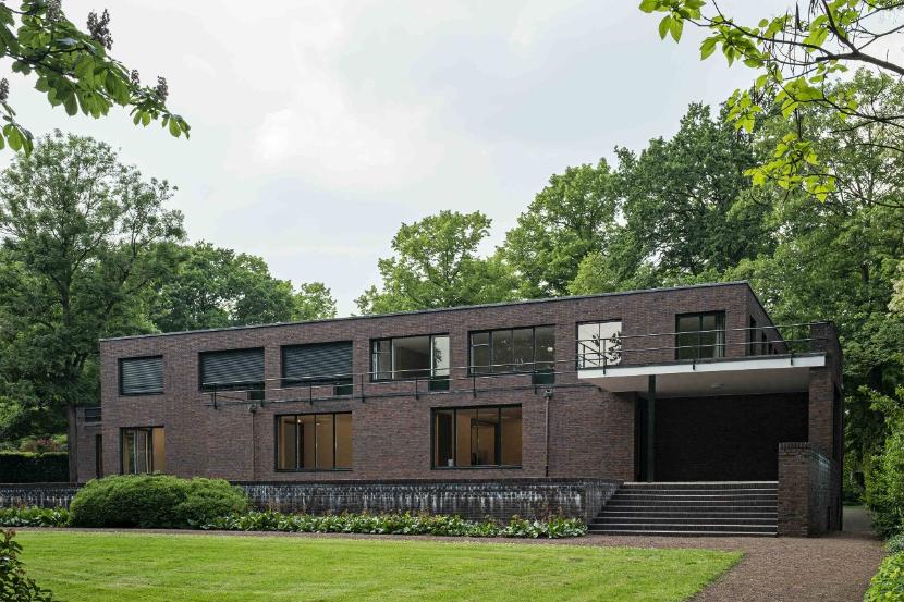 Krefeld, villa według projektu Ludwiga Mies van der Rohe, obecnie miejsce wystaw Muzeum Sztuki (Kunstmuseum).