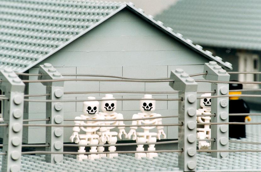 „Lego. Obóz koncentracyjny”