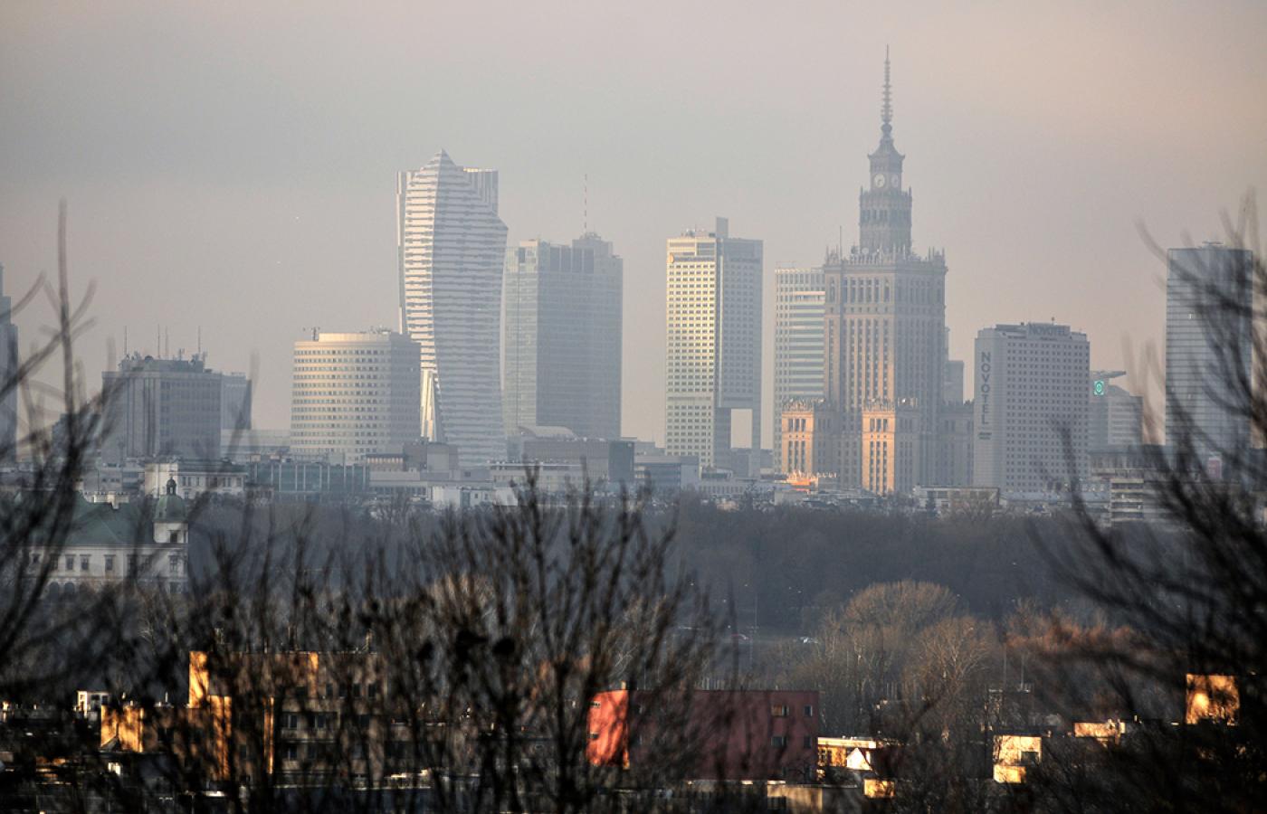 Smog w Warszawie to problem, który narasta