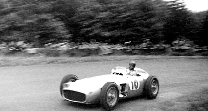 Fangio na niemieckim torze Nürburgring, 1954 r.