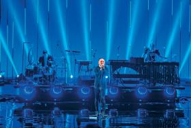 Wspólny występ zeszłorocznych laureatów – kwartetu Kwadrofonik oraz laureata z 1999 r. Artura Rojka