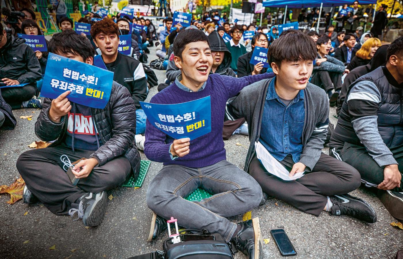 Protest przeciw ruchowi #MeToo w Seulu.
