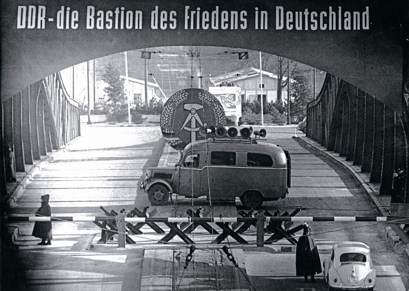 Most Bornholmski. „NRD bastionem wolności w Niemczech” (grudzień 1961 r.).