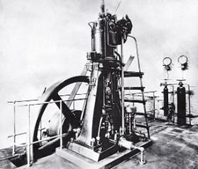 Pierwszy silnik wysokoprężny zbudowany w fabryce Kruppa w 1897 r.