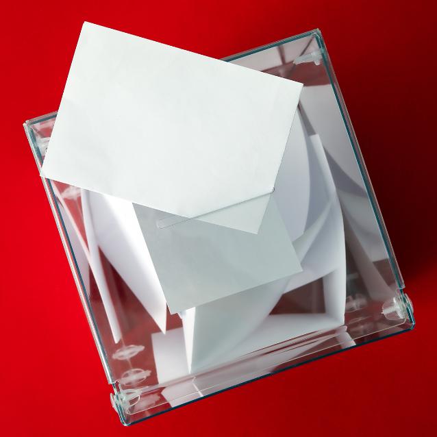 Sporo prawd, sporo kłamstw. Jak AI wpływa na wybory polityczne