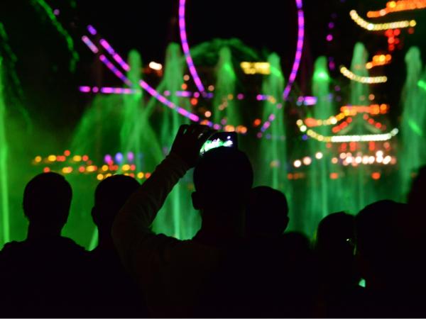 Mimo trudnej sytuacji kluby działają online.