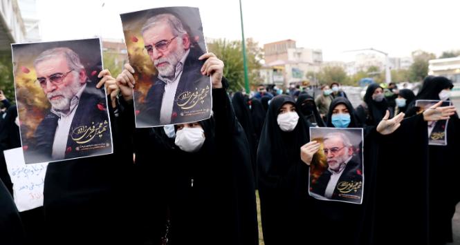 Demonstracja w Teheranie po zabójstwie irańskiego fizyka jądrowego