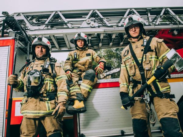 Zawód strażaka cieszy się największym zaufaniem Polaków