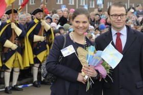 Następczyni tronu księżniczka Wiktoria z mężem Danielem Westlingiem. Cieszy się dziś większą popularnością od ojca.